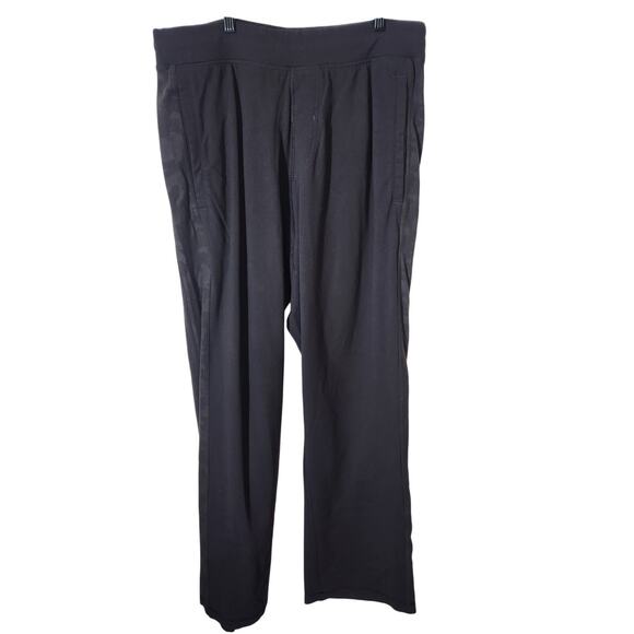 Lululemon men's black sweatpants with blk camo strip down the side in size LARGE - Picture 1 of 5